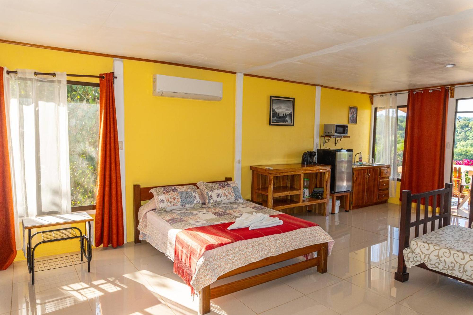 Villa Manolo Ocean And Forest View Hotel Драке Экстерьер фото